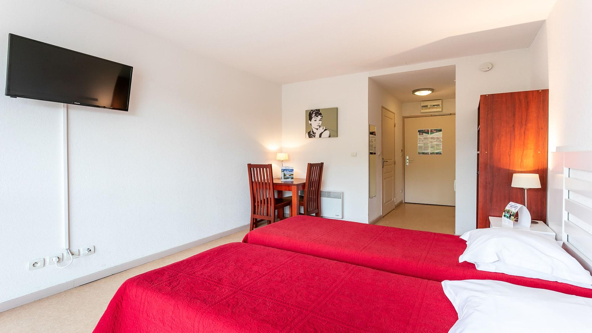 Vacanceole - Residence Le Saint Clair Agde Ngoại thất bức ảnh