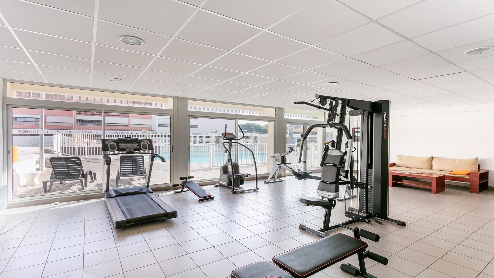 Vacanceole - Residence Le Saint Clair Agde Ngoại thất bức ảnh