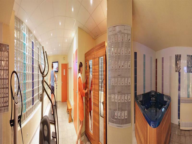 Vacanceole - Residence Le Saint Clair Agde Ngoại thất bức ảnh